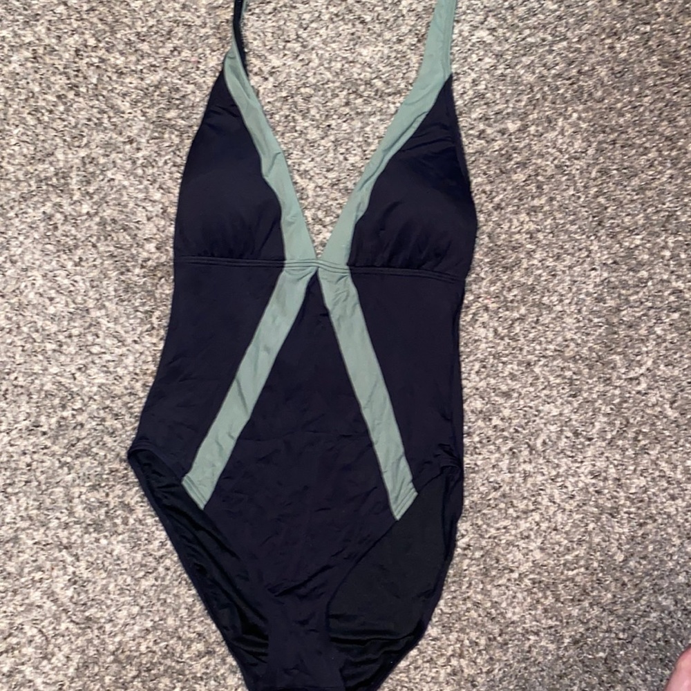 Vince Camuto one piece swim suit